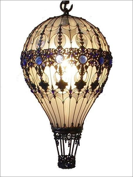 Design steampunk lamp light bulbs hot air balloon upcycled