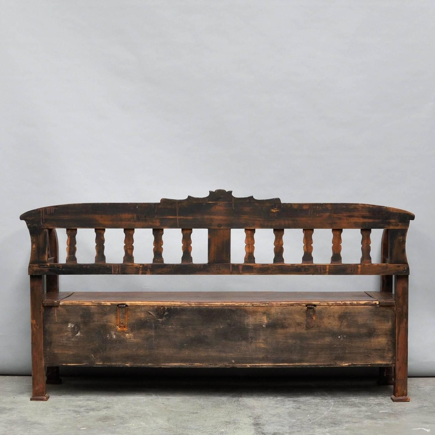 Antique storage bench with original paint circa 1920 for 1