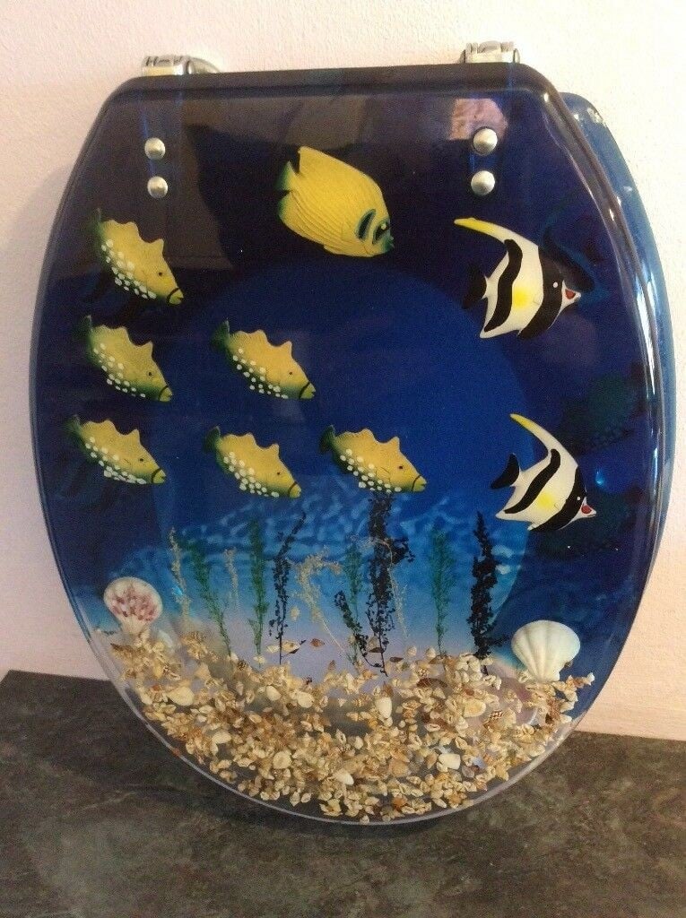 Marine fish effect resin toilet seat in great yarmouth