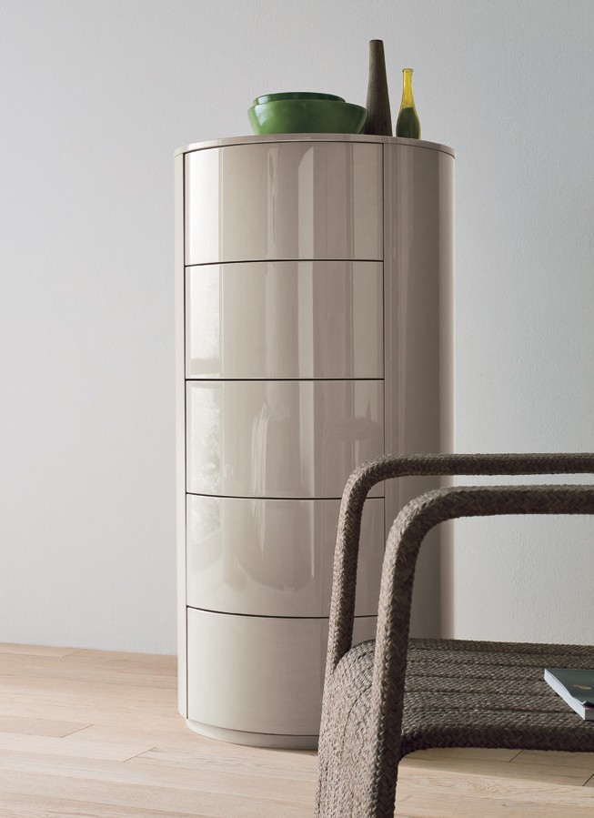 Dallagnese christal oval chest of drawers london