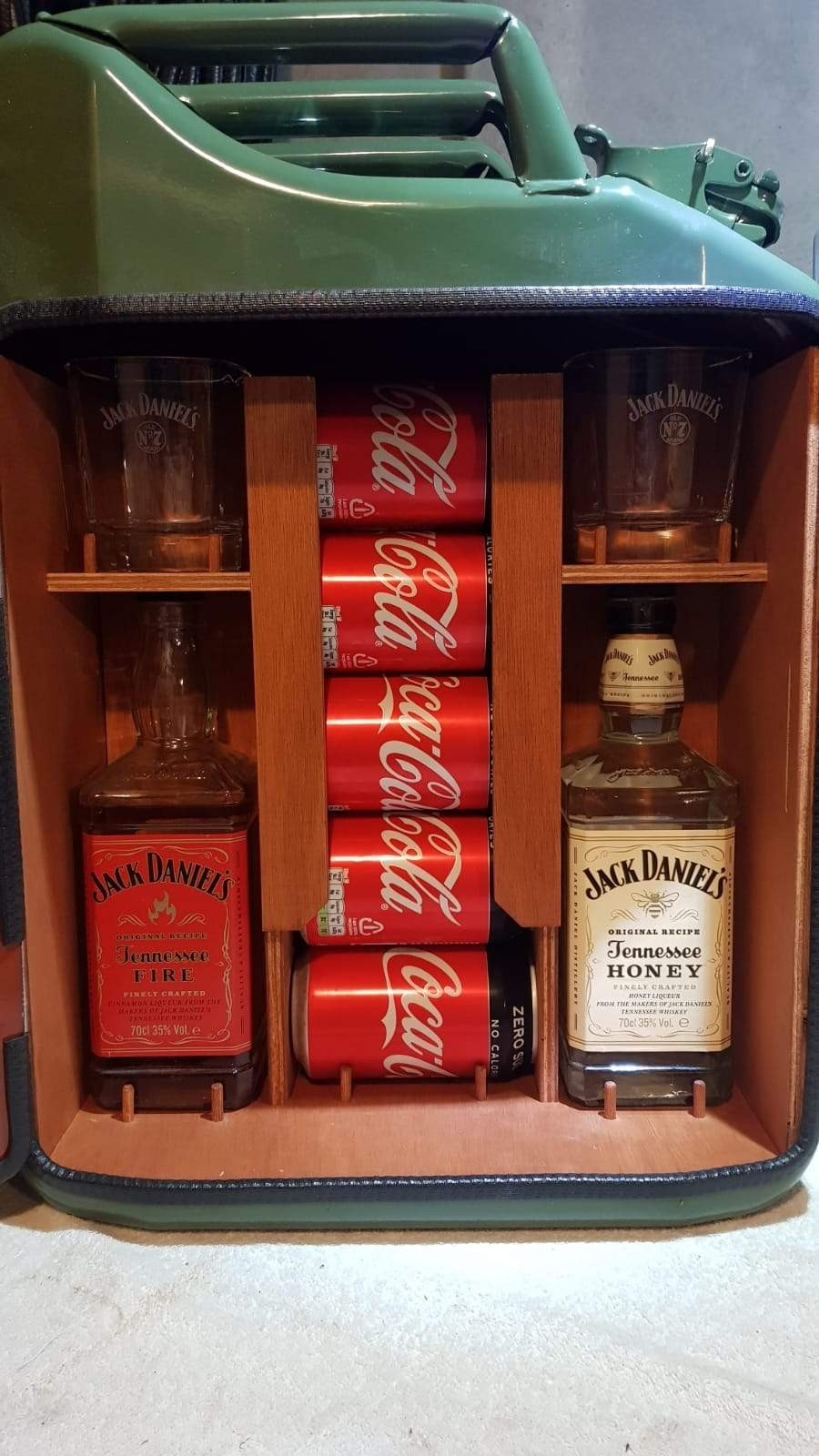 Wooden insert 2 jack daniels bottles jerry can mini