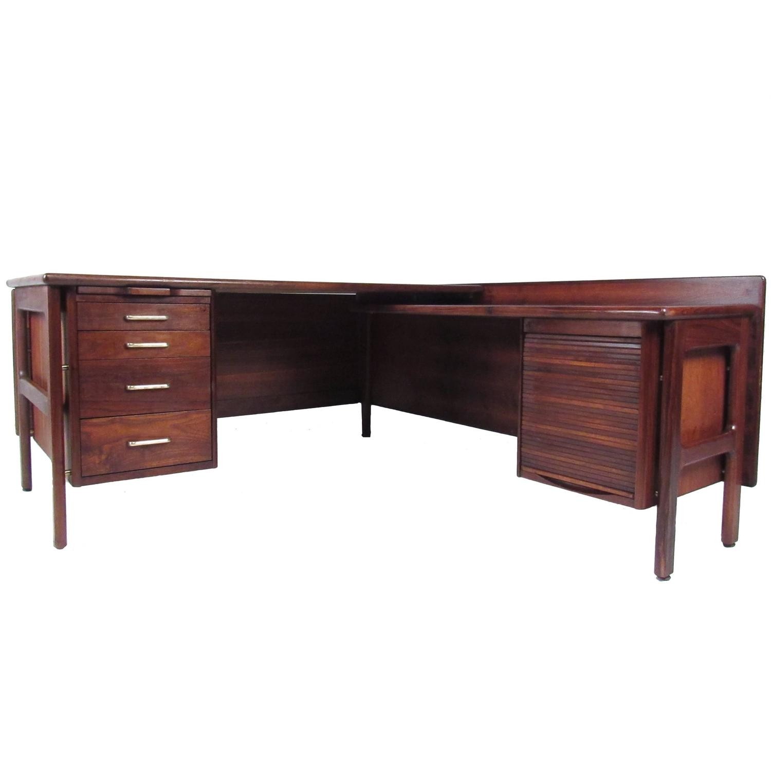 Mid century modern l shaped executive desk in wood