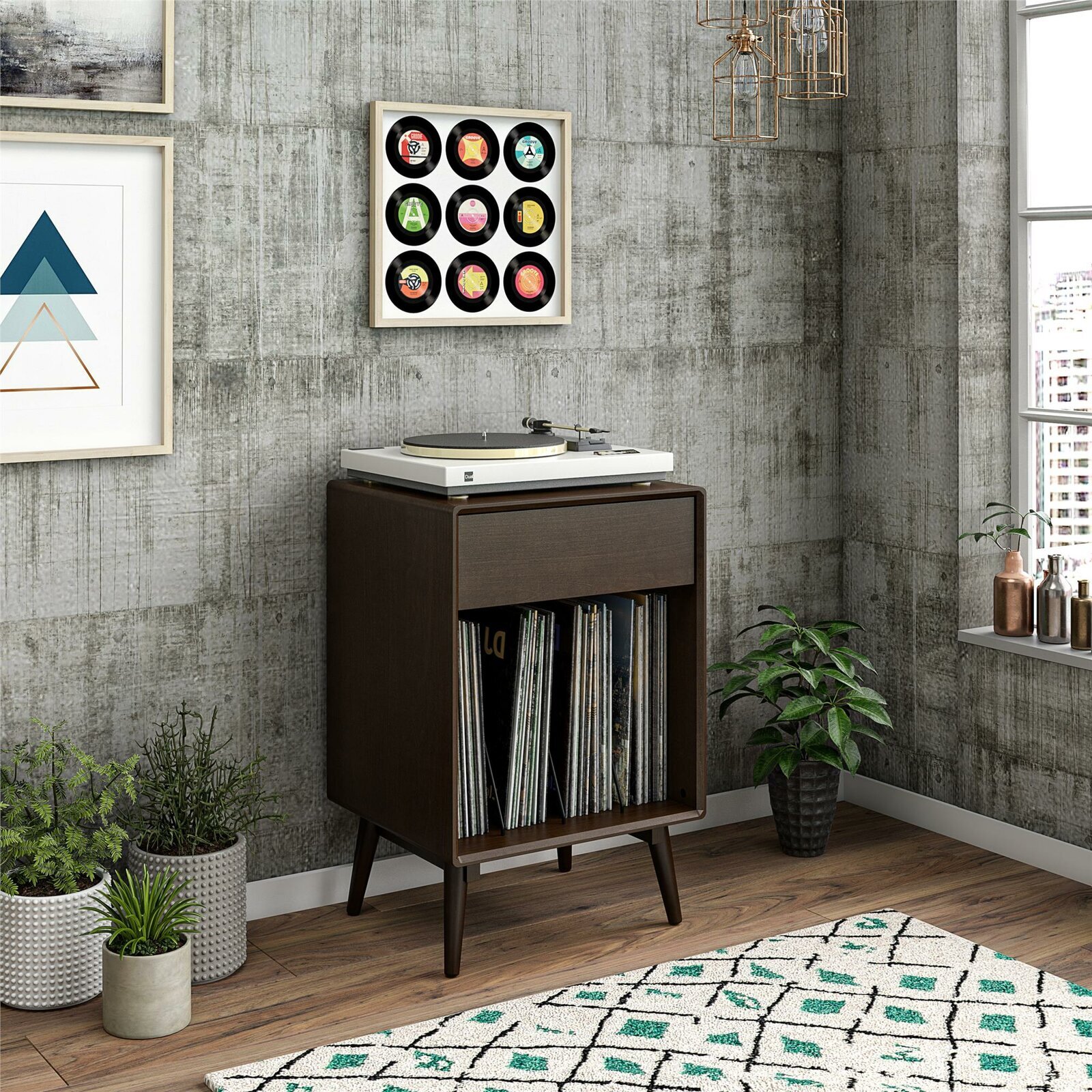 A small audio cabinet that fits a turntable