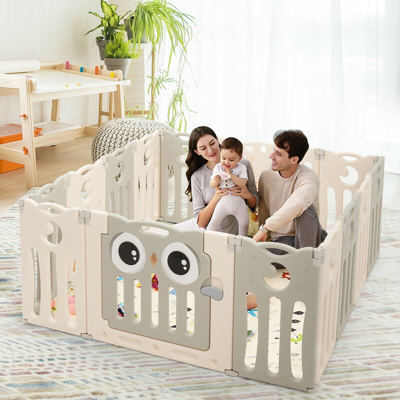 Extra large playpen with fourteen greyscale panels