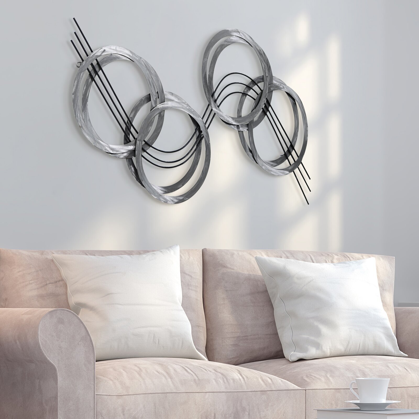 Four ring metal circle wall decor