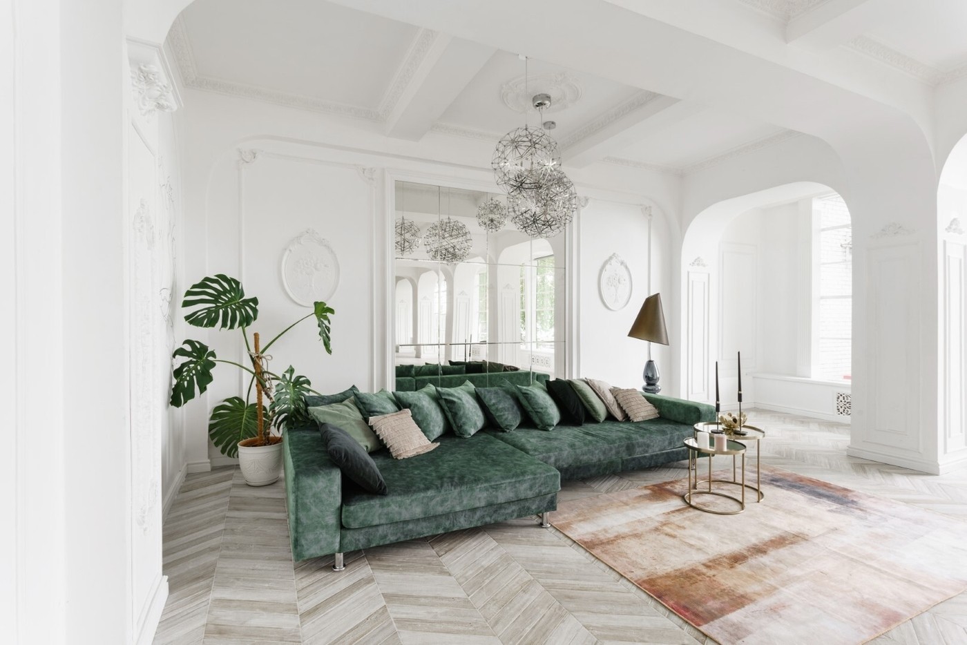 Luxurious light interior