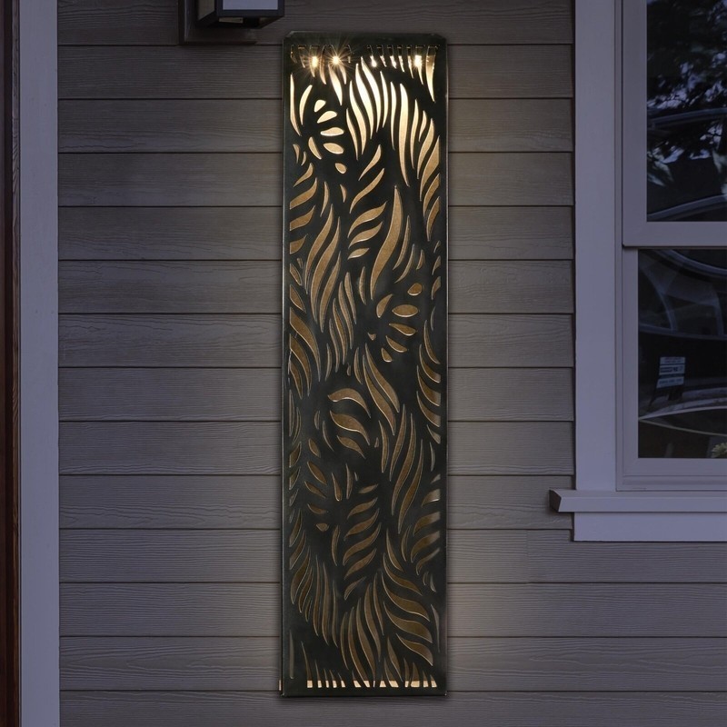 Metal Filigree Wall Art with Leaf Pattern