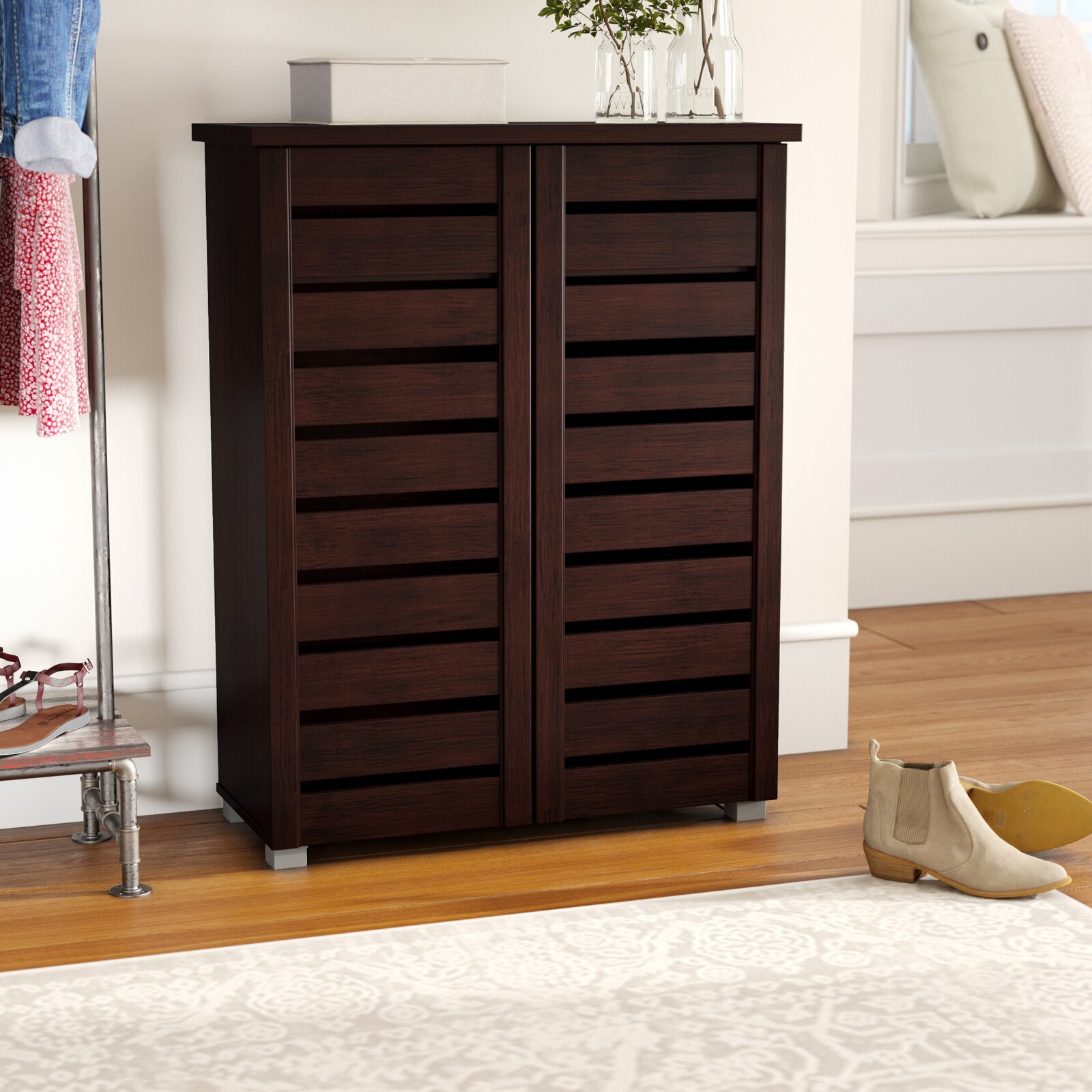 Narrow shoe cabinet with doors