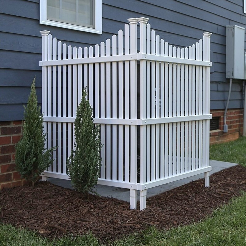 Outdoor decorative screen panels