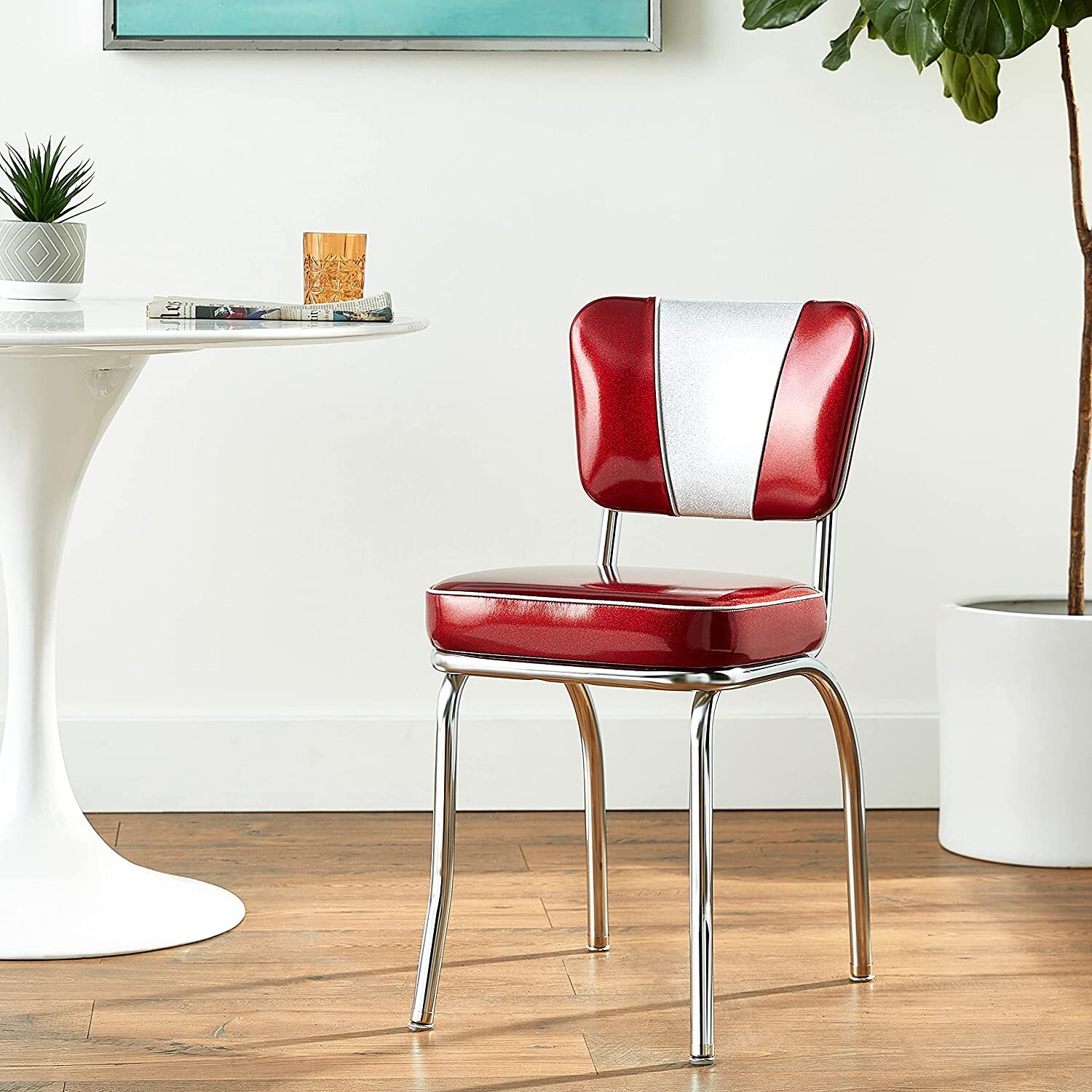 Retro kitchen red and white chairs perfect for cozy dining