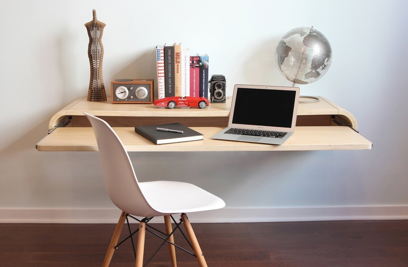 Rift Oak Floating Desk