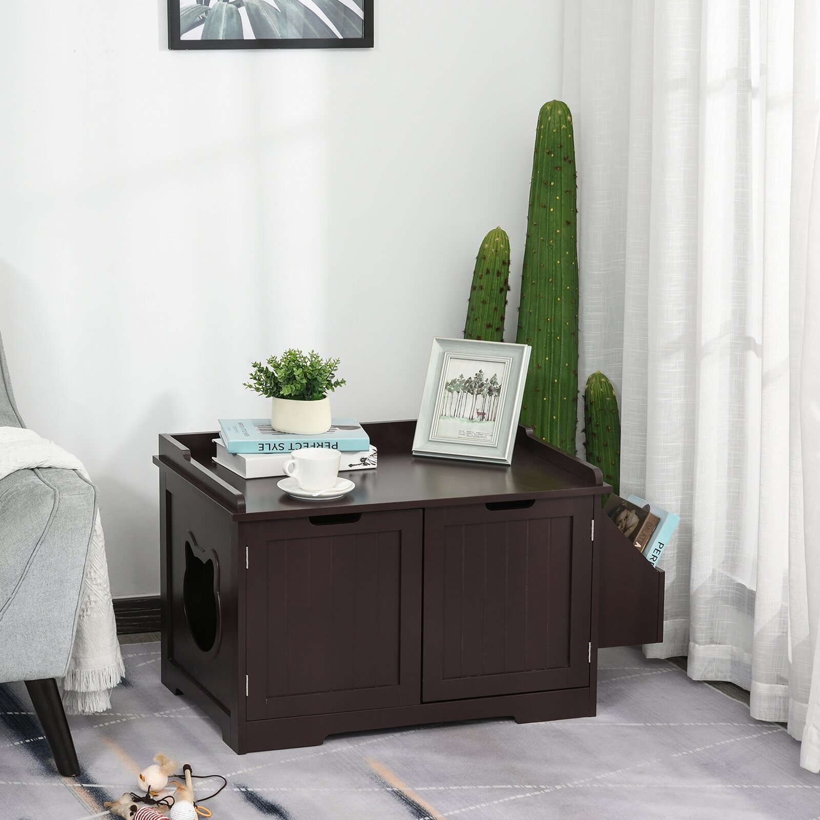 Storage bench litter box with additional features