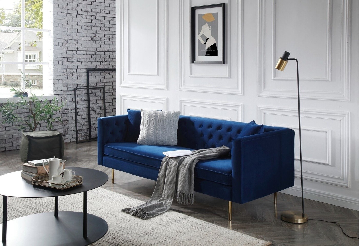 Tuxedo Arm Chesterfield Sofa