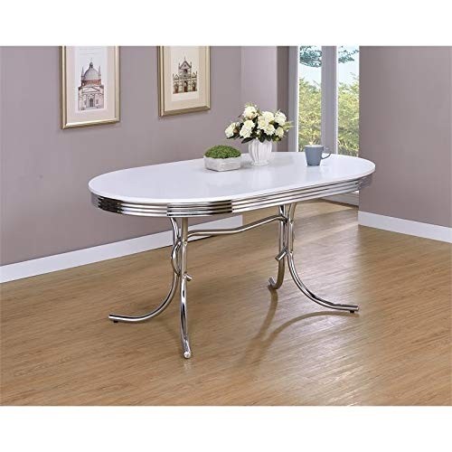 Vintage kitchen table for your fifties inspired decor