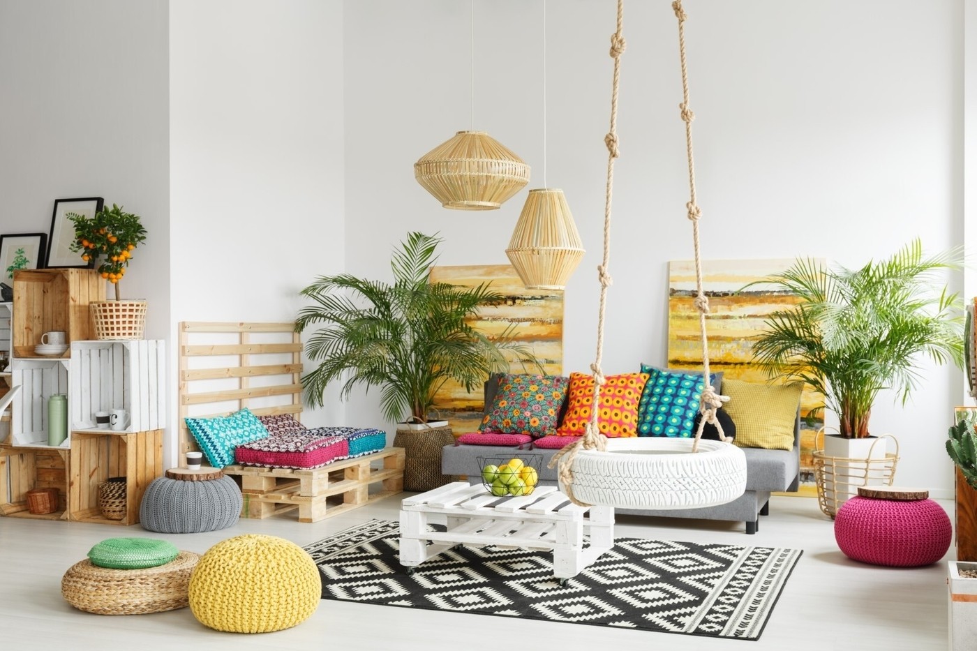 White retro lounge