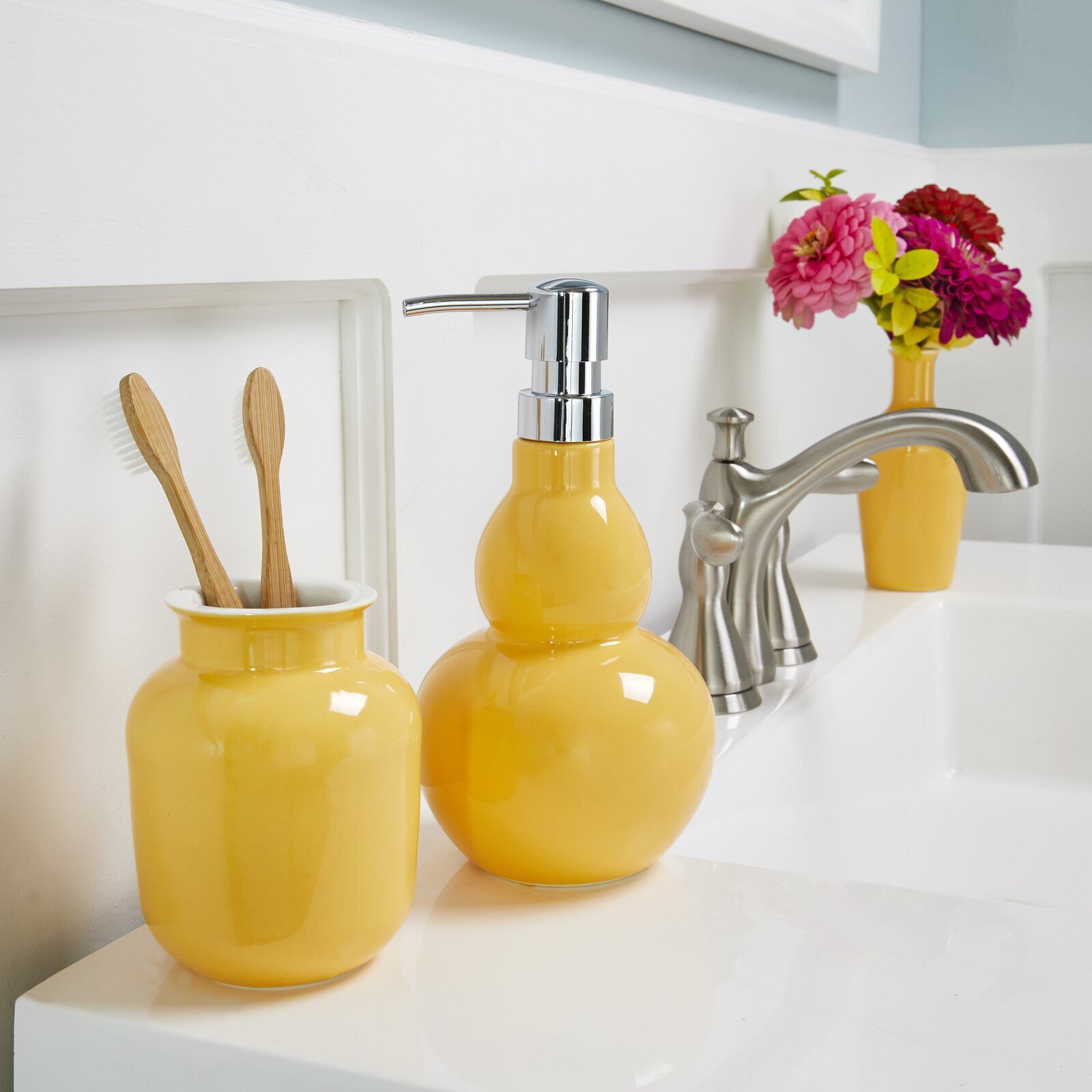Bubble Shape Yellow Bathroom Accessory 