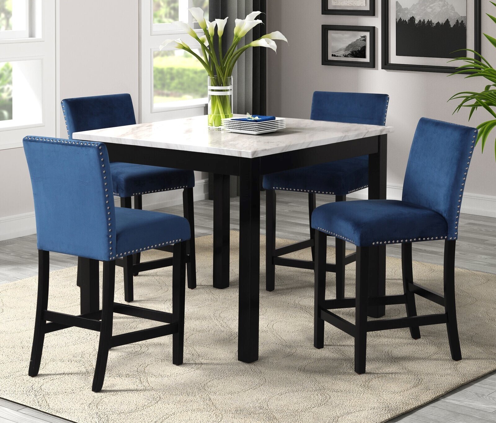 Compact Set for Four