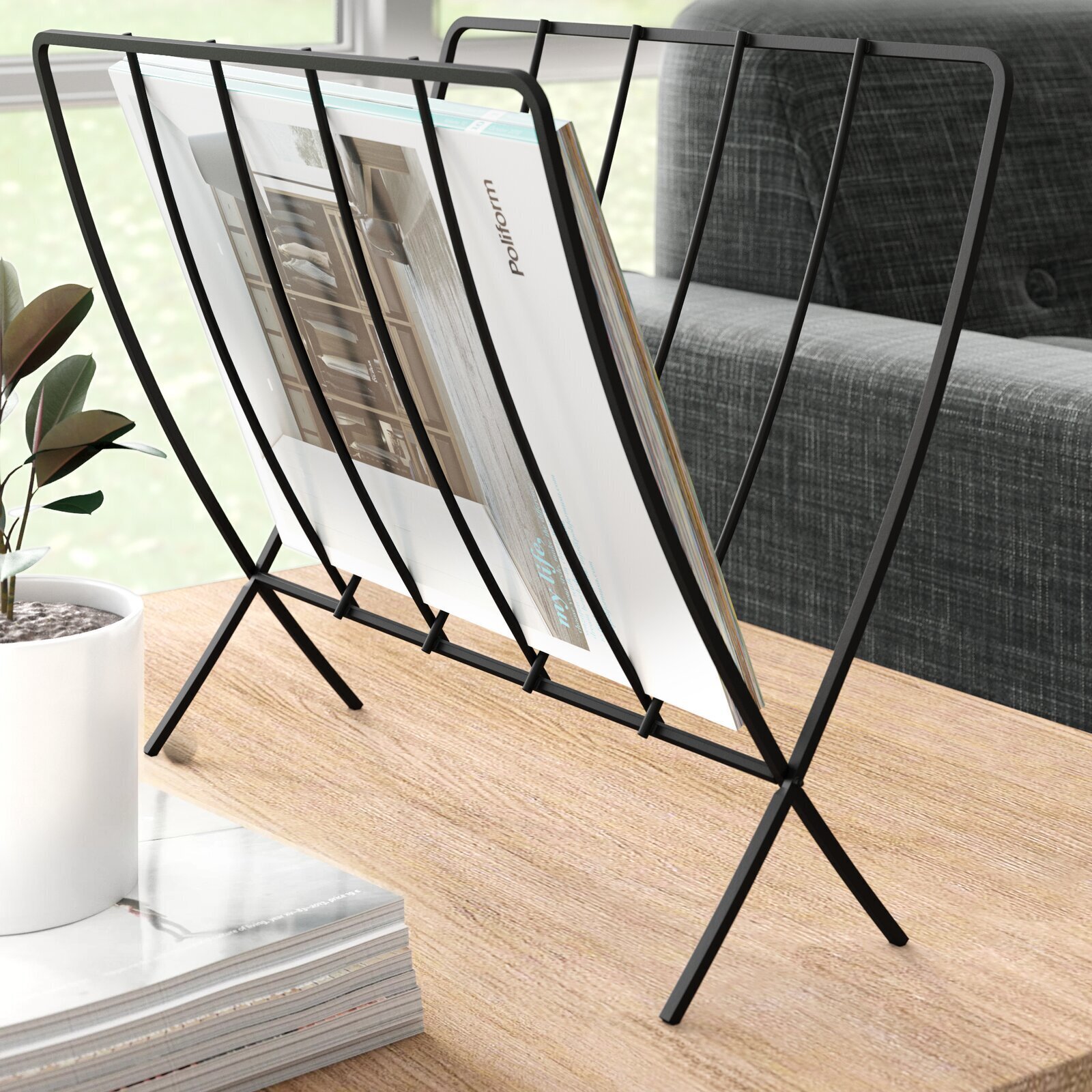 Foldable Curved Rack in Matte Black