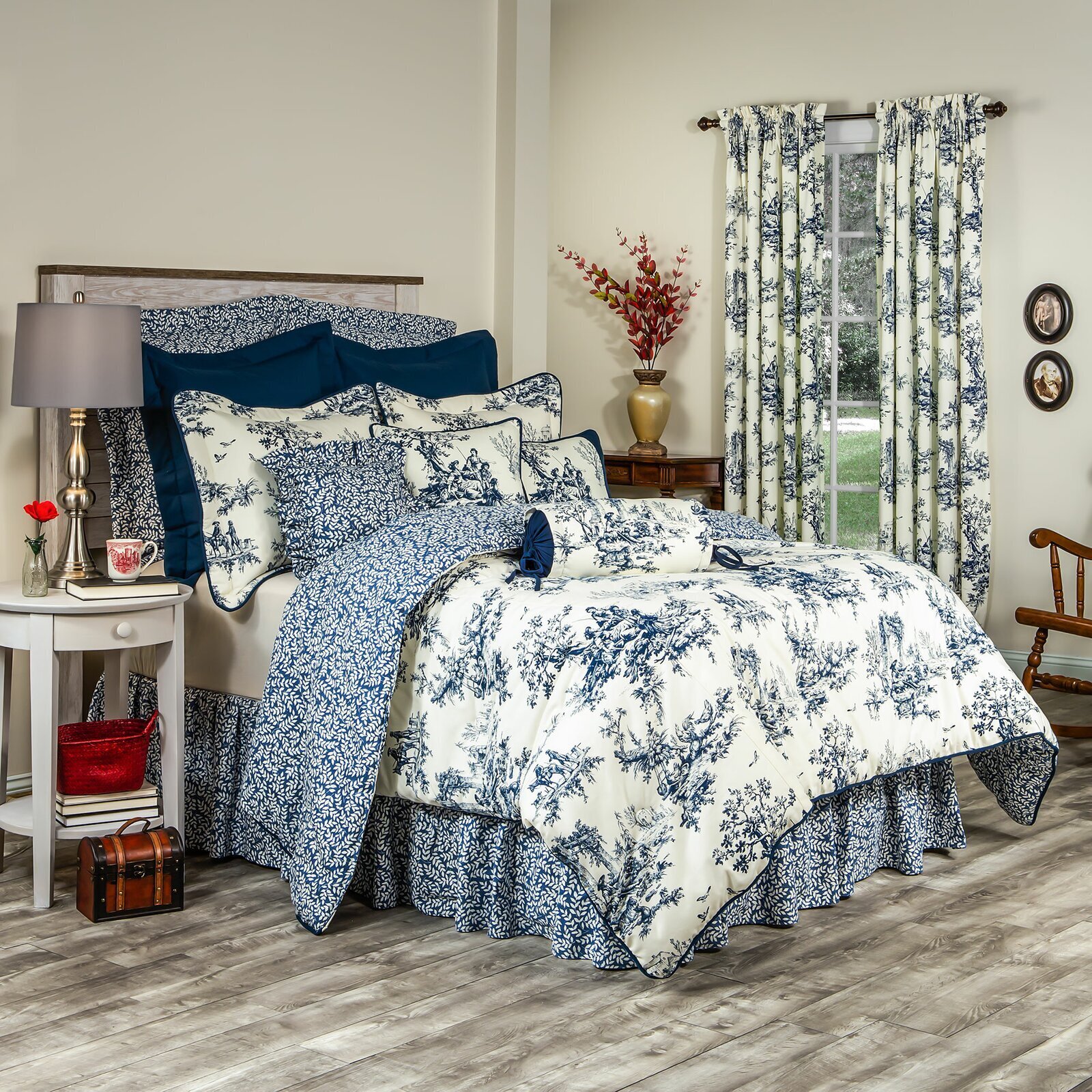 Toile Bedding