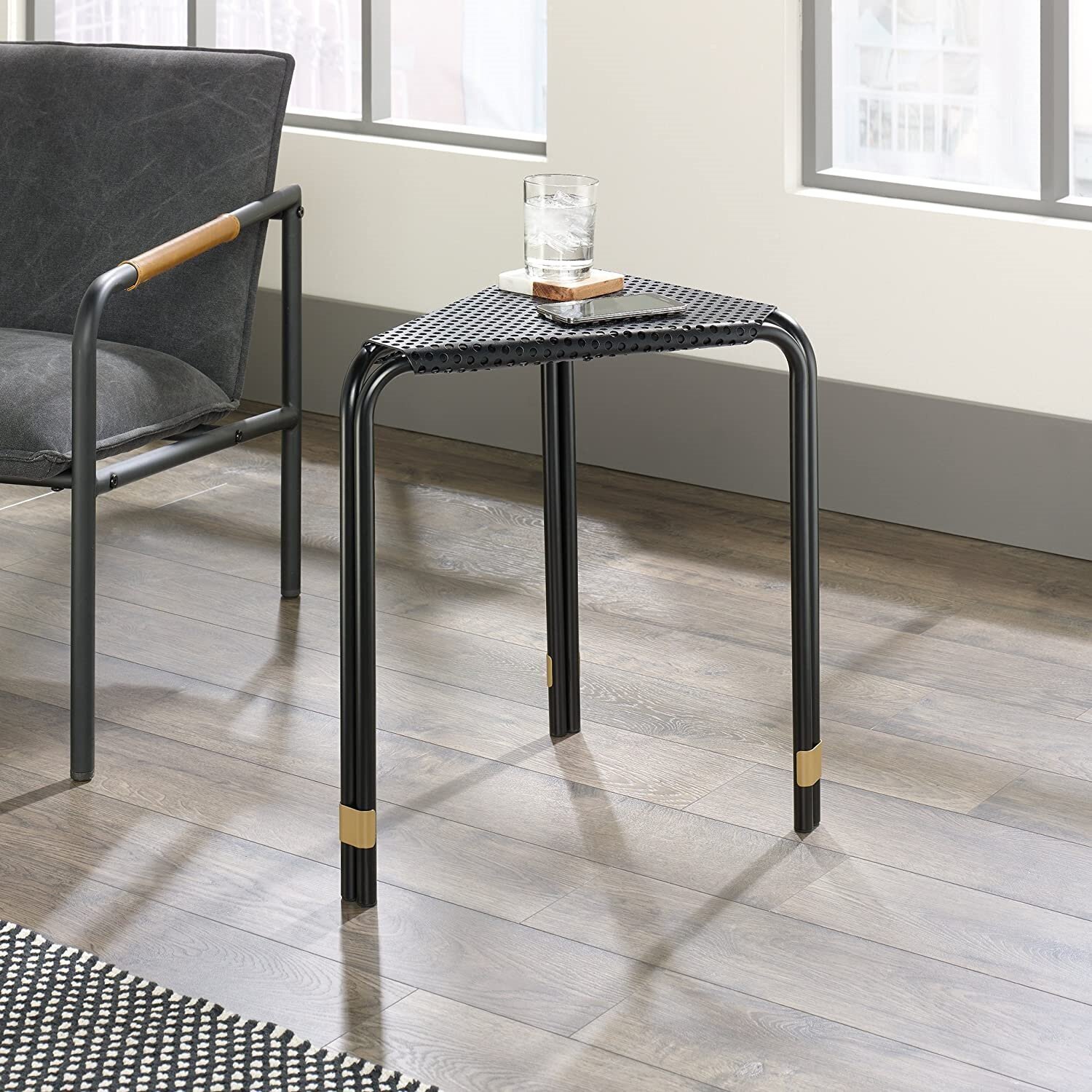 Metal Triangle Corner Table 