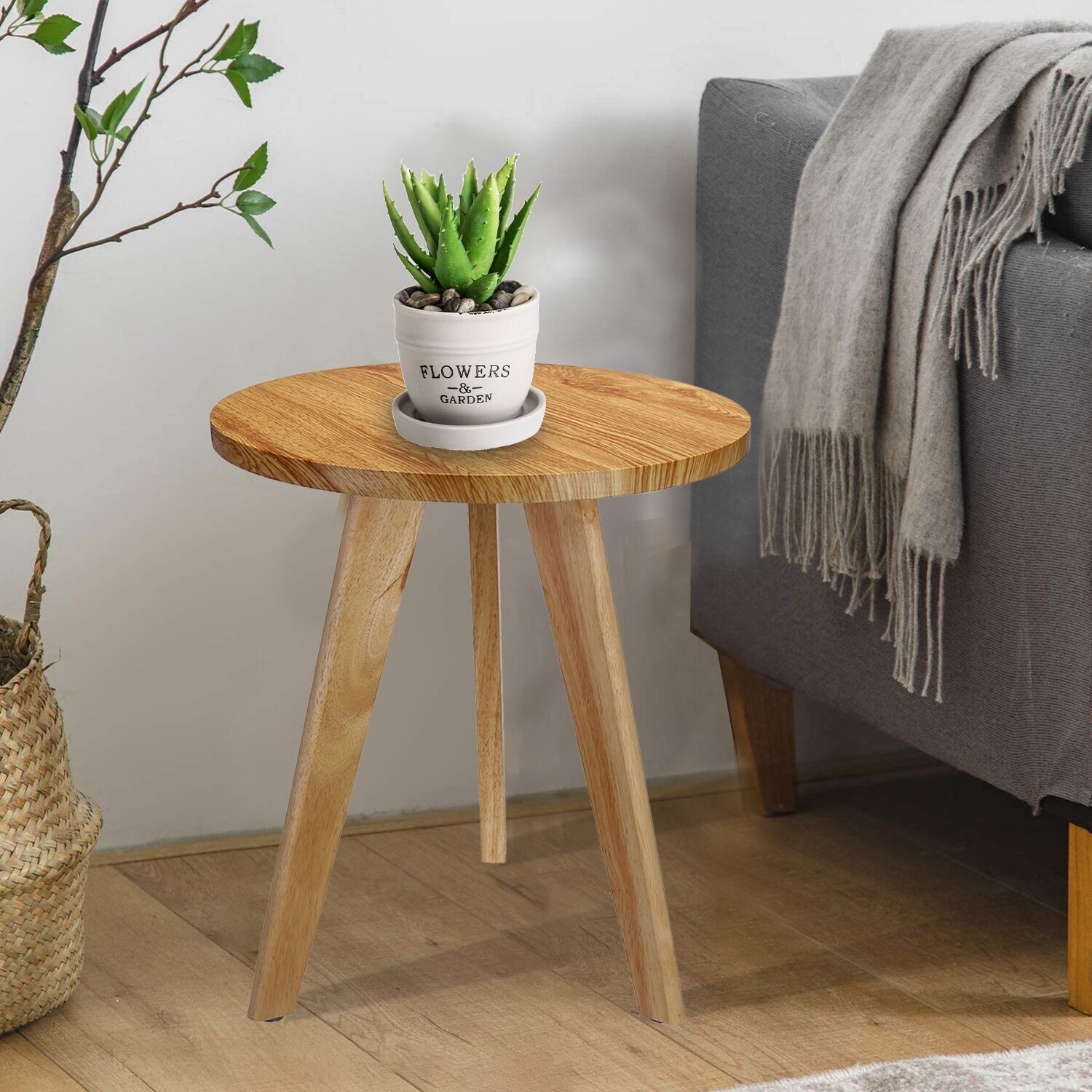 Minimalist bamboo end table