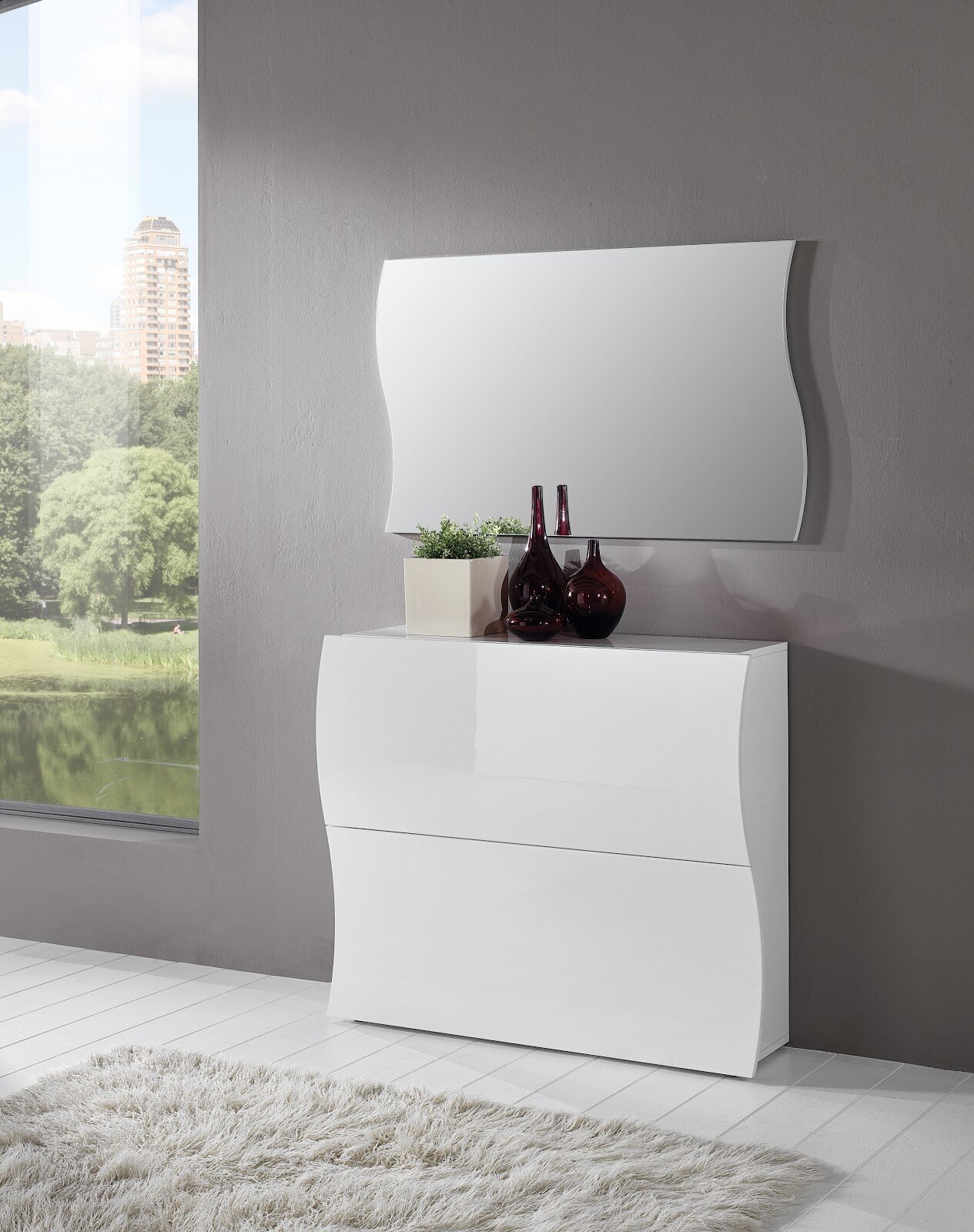 Shoe Storage with Wavy Silhouette