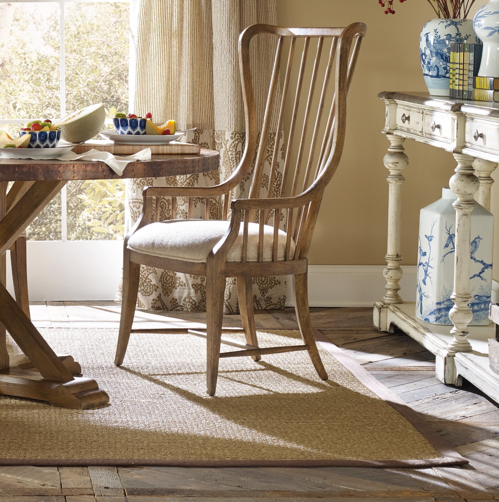 Tall spindle chair with arms