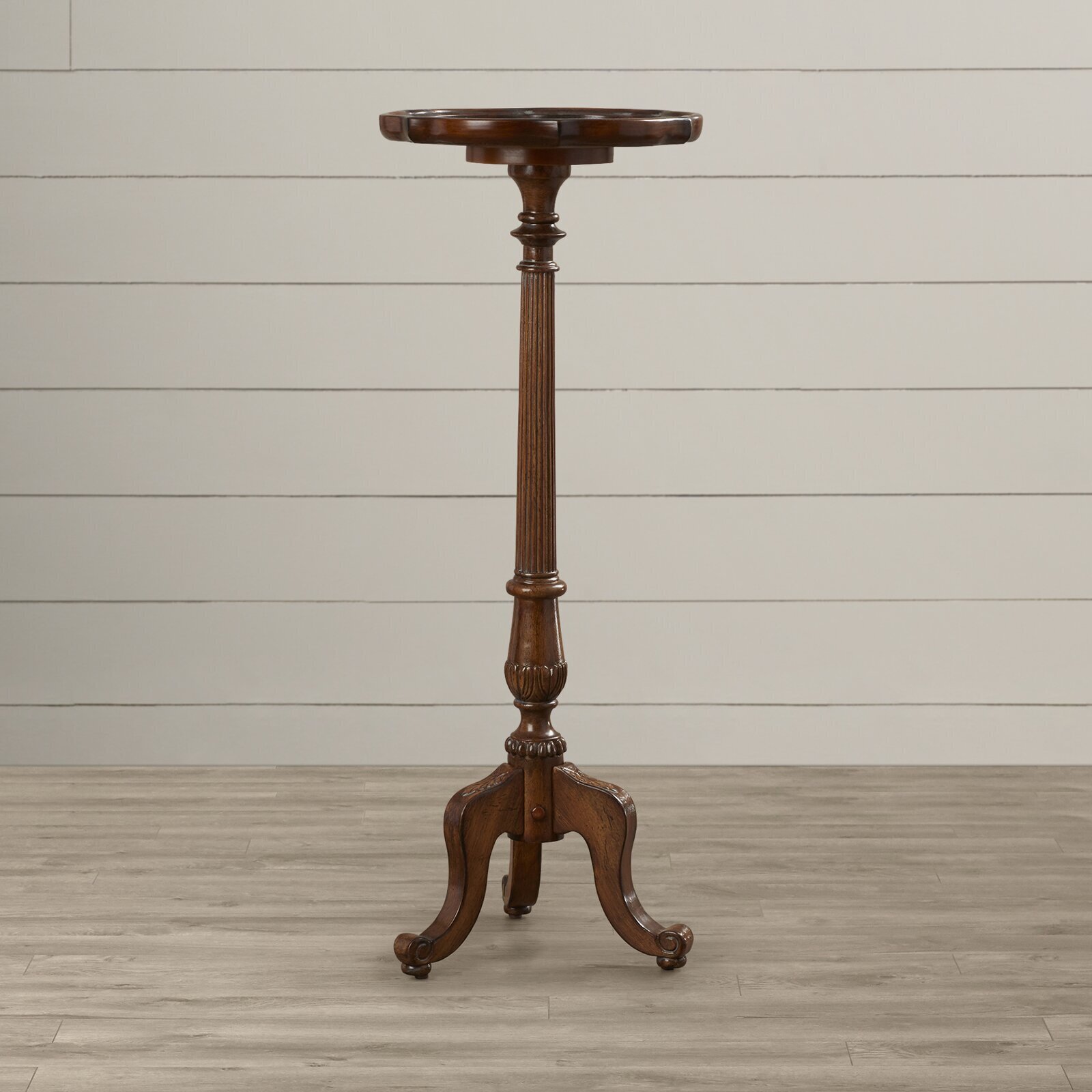 Traditional Vintage Oak Pedestal 