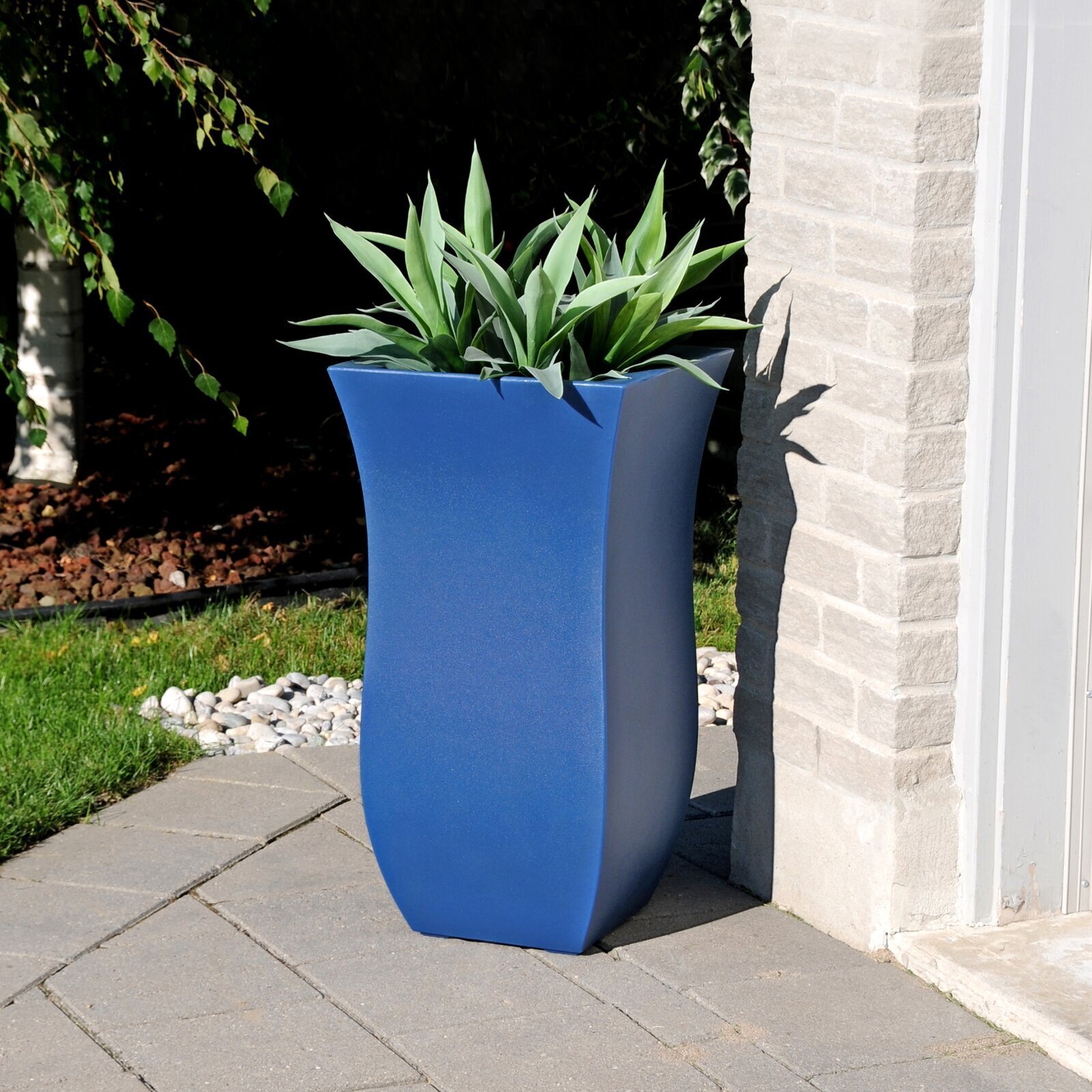Tulip Shaped Tall Plant Pot