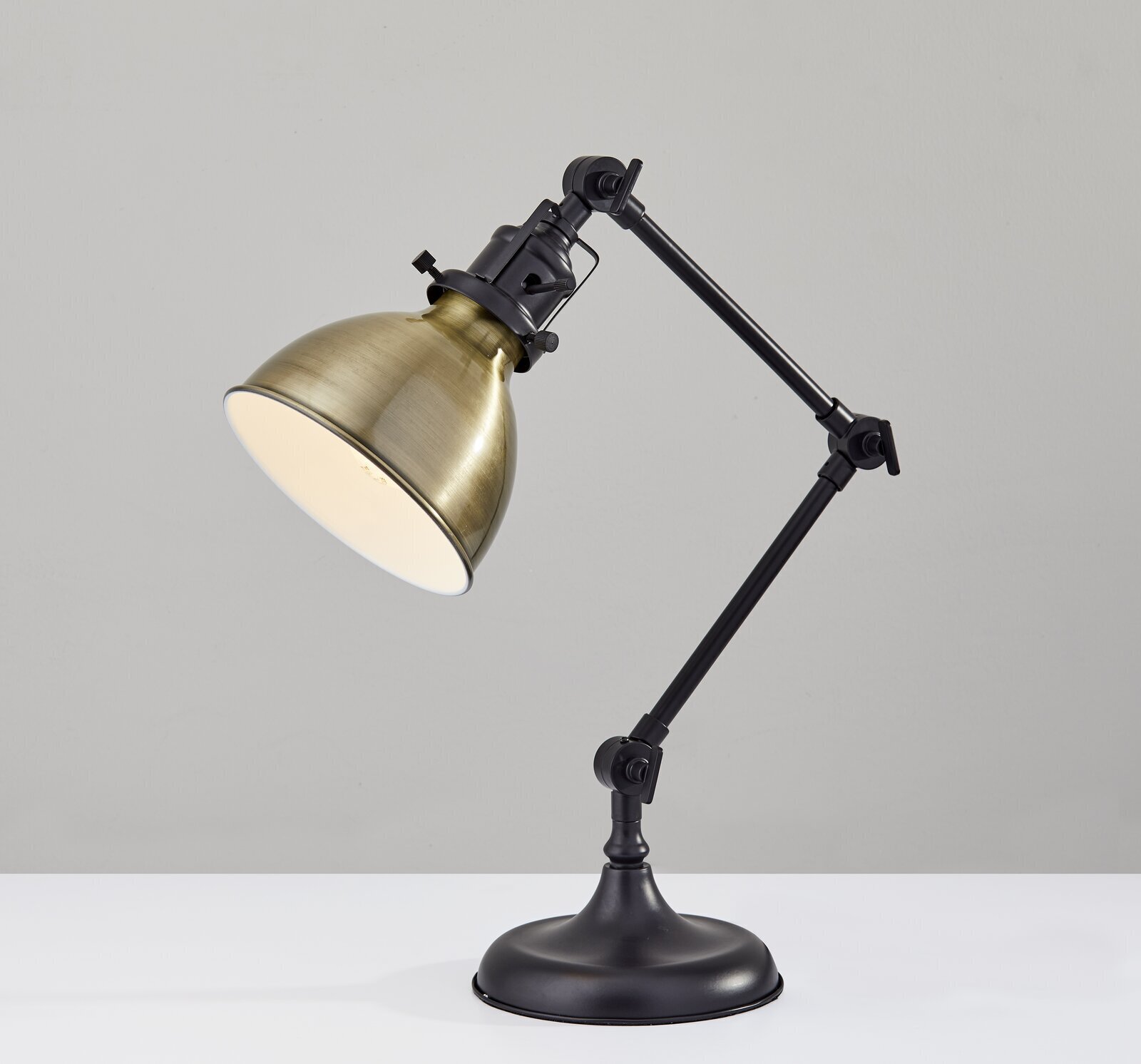 Two tone vintage desk lamp with swing arm
