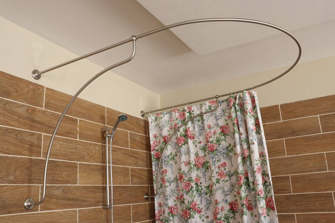 U shaped shower rod