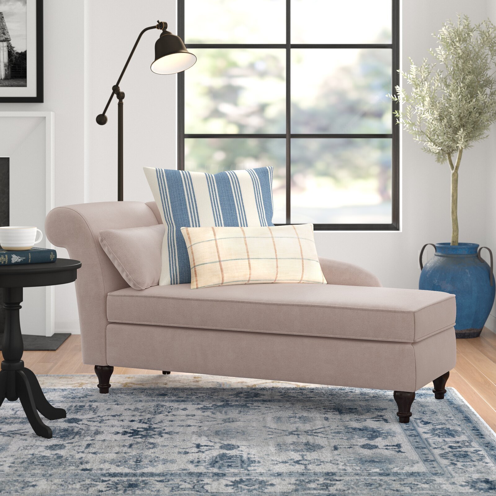 Victorian chaise lounge in an old meets contemporary design