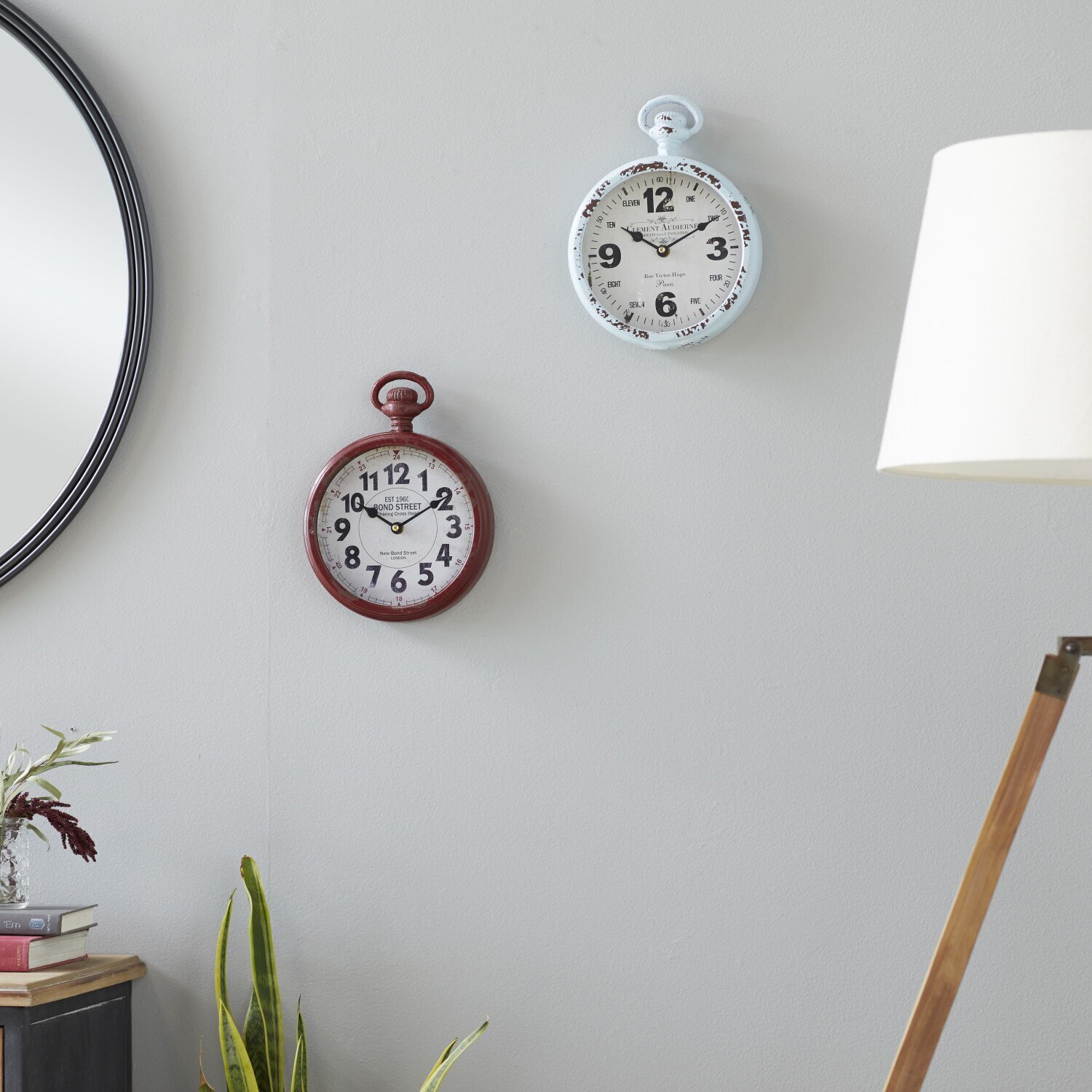 Vintage Pocket Watch Wall Clock (Set of 2)