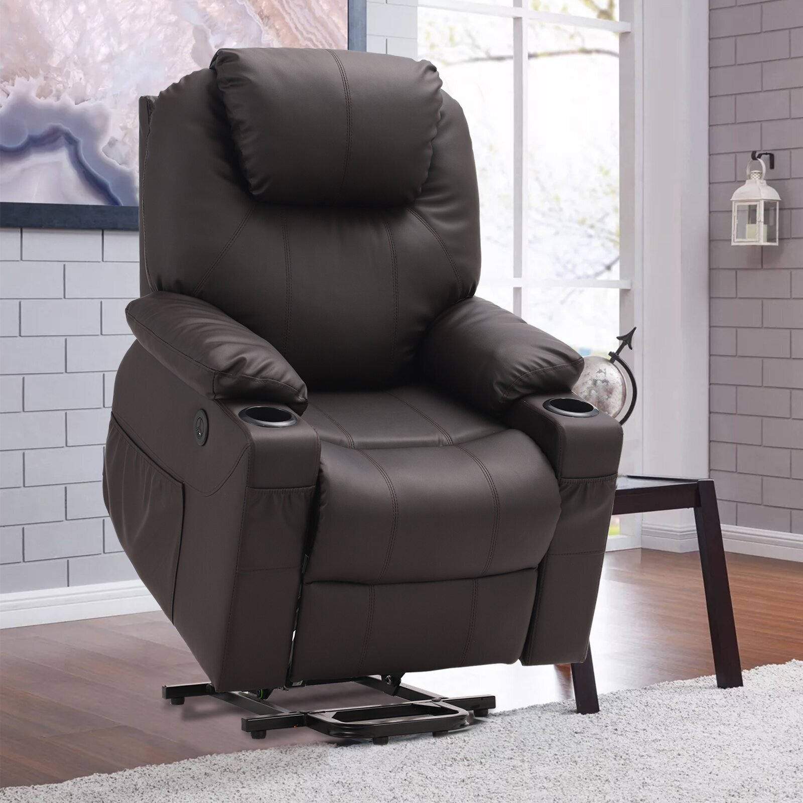 Wingback Recliner with Lift Assist