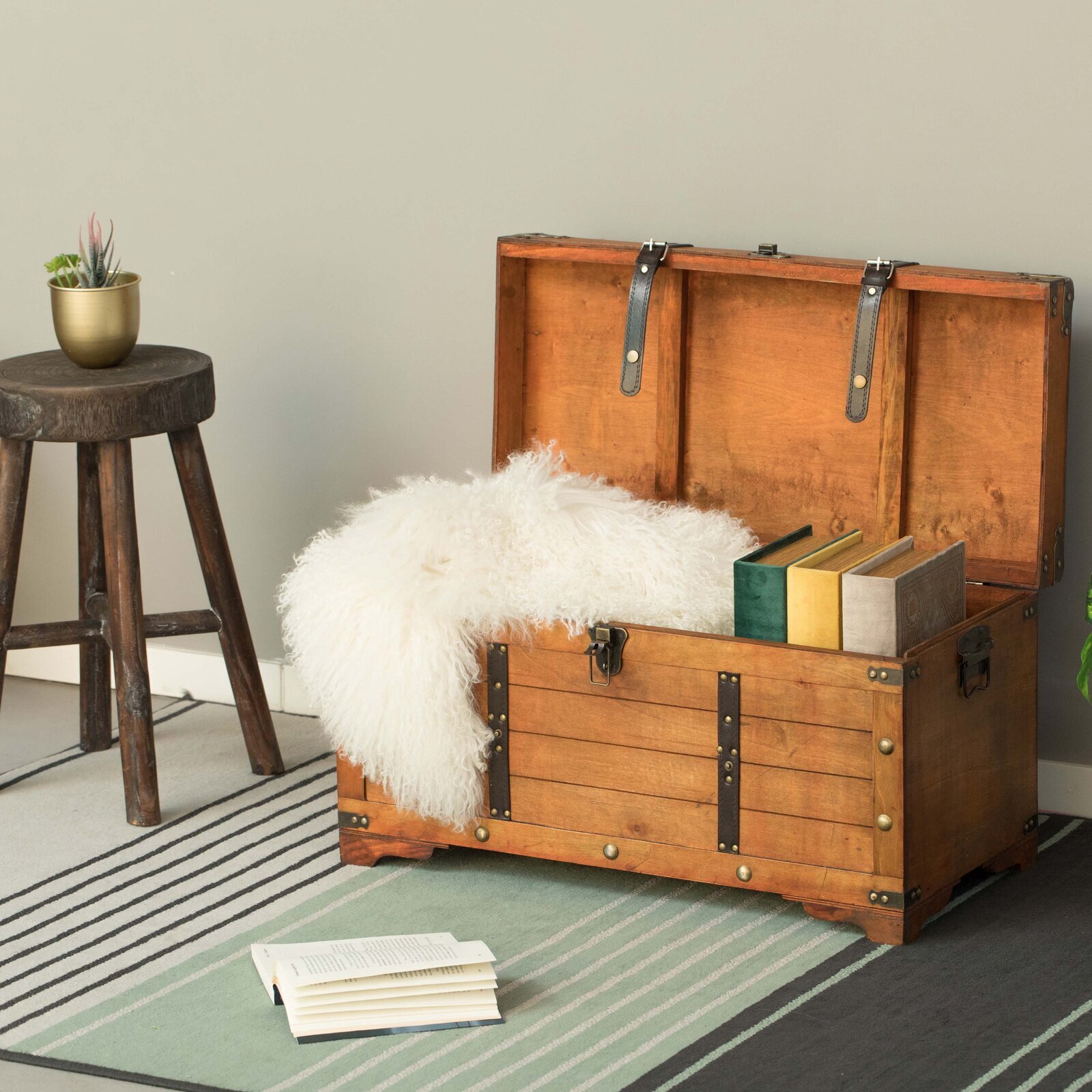 Wooden Poplar Antique Chest 