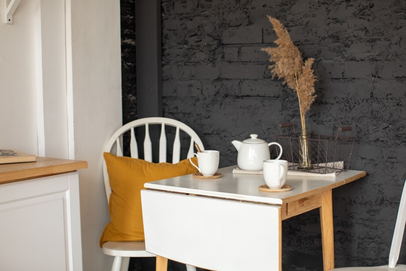 Drop Leaf dining table