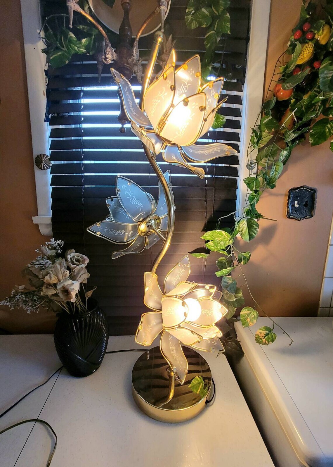 Lotus Flower Lamp