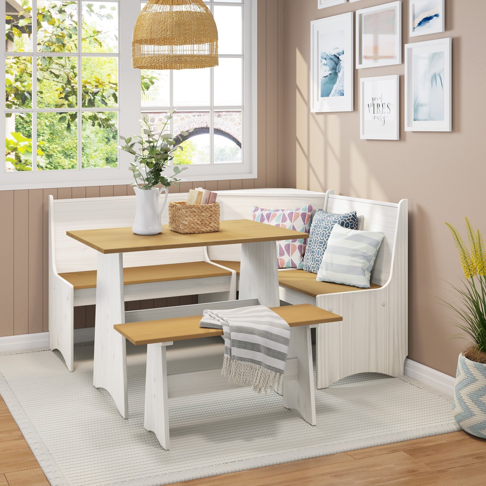 Farmhouse Small Corner Breakfast Nook 