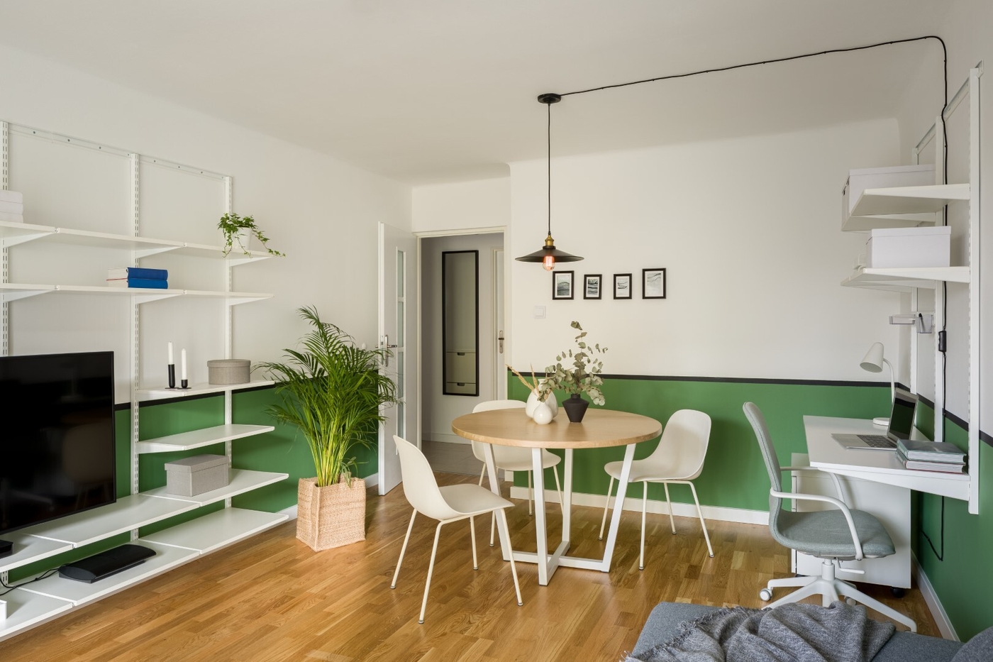 The 6 Best Dining Table Types for Small Spaces