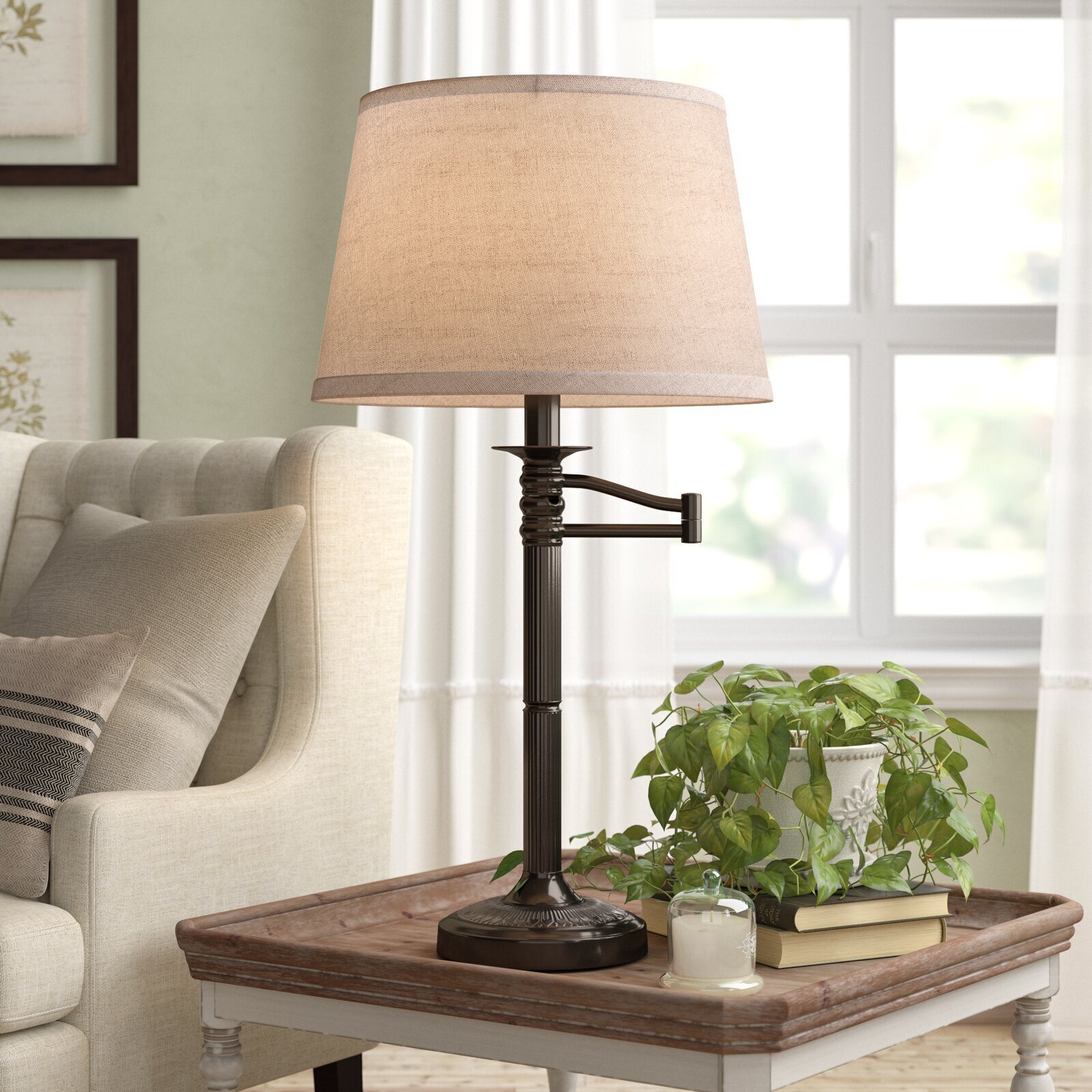 Colonial Style Table Lamp