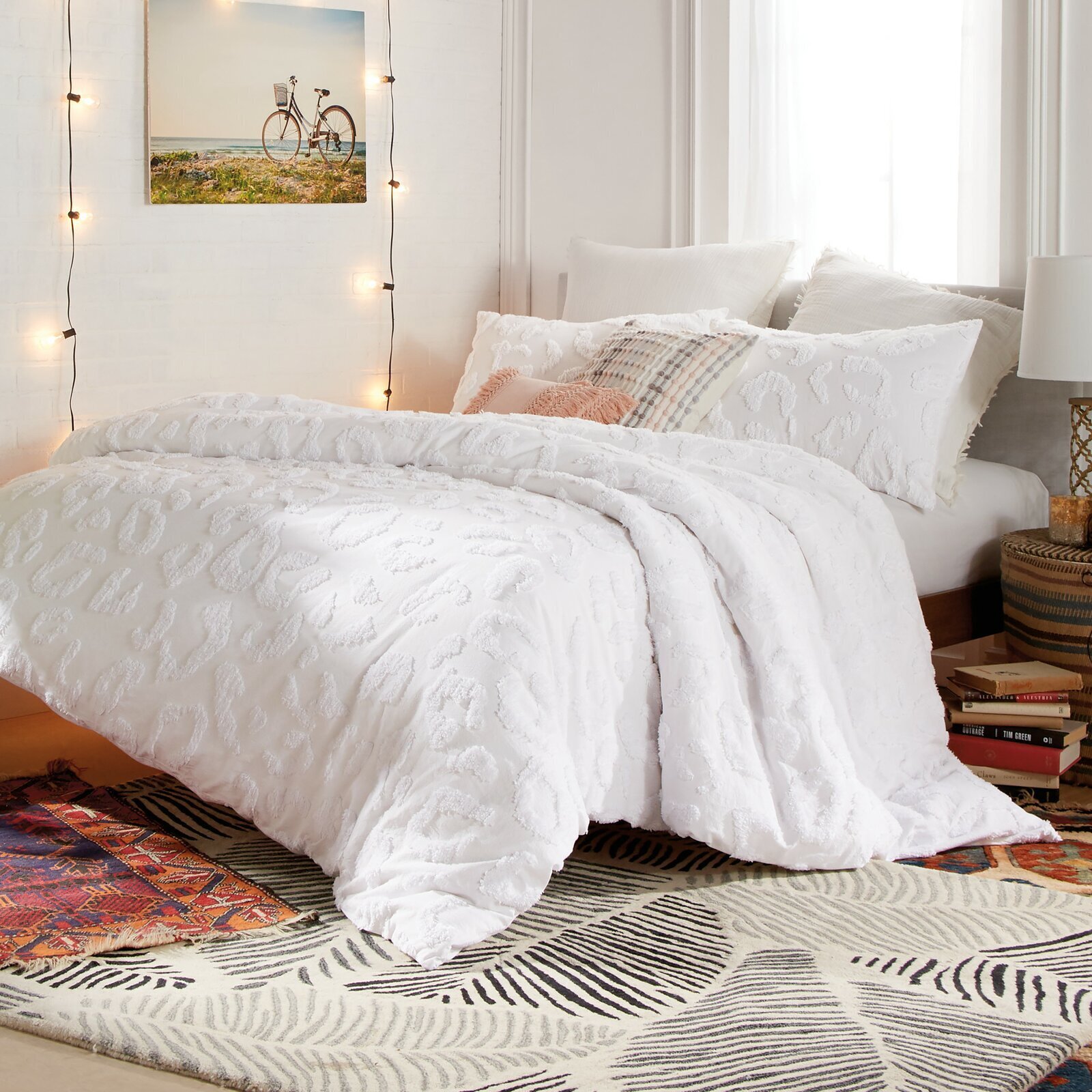 White Queen Leopard Print Bedding