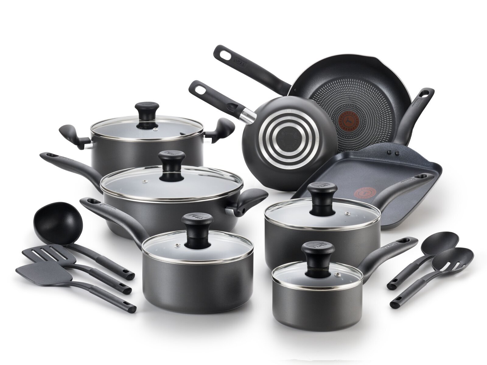 18 piece Enamel Pots and Pans Set