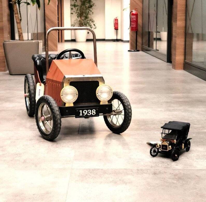 1930s Car