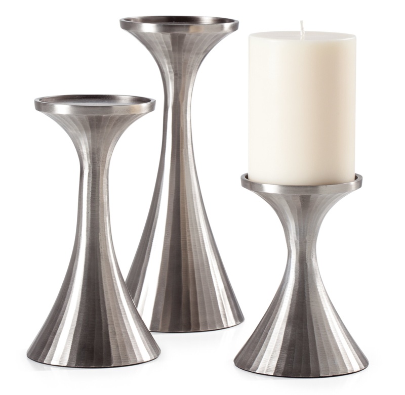 3 Piece Ribbed Pillar Metal Dish Holder Set