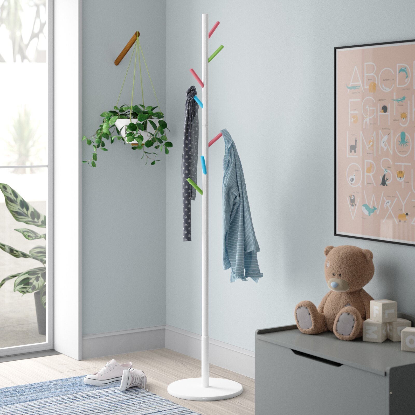 Adjustable Coat Tree