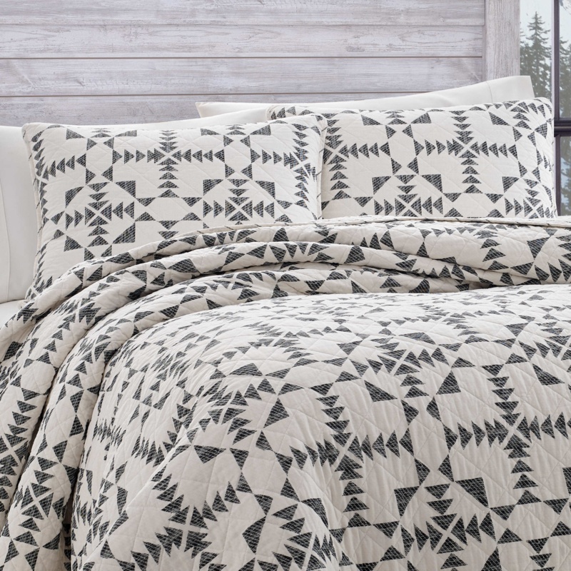 Arrowhead 100% Cotton Reversible Rustic Quilt Set
