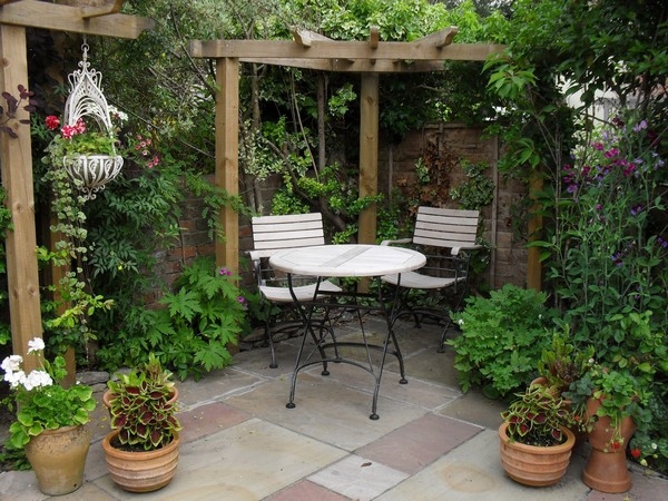 Courtyard Gardens