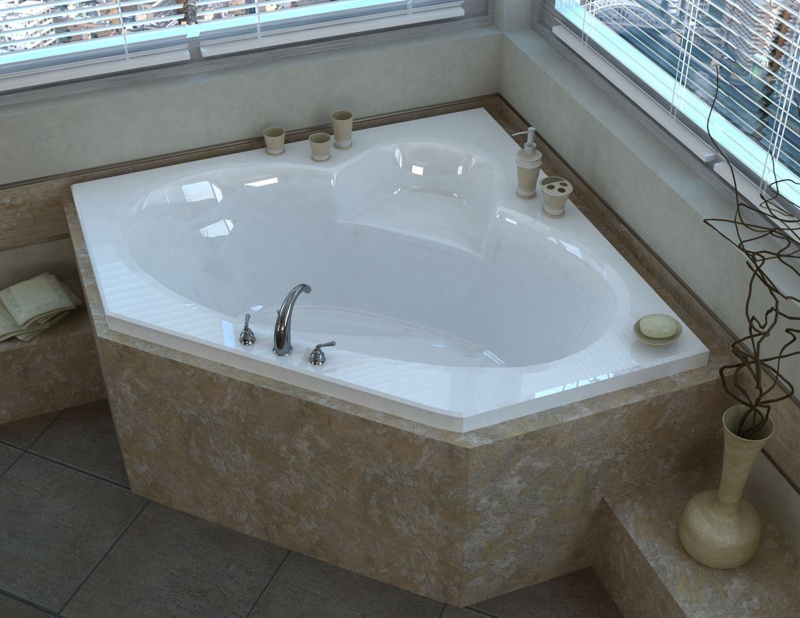 Curacao 82'' x 61.625'' Soaking Acrylic Bathtub
