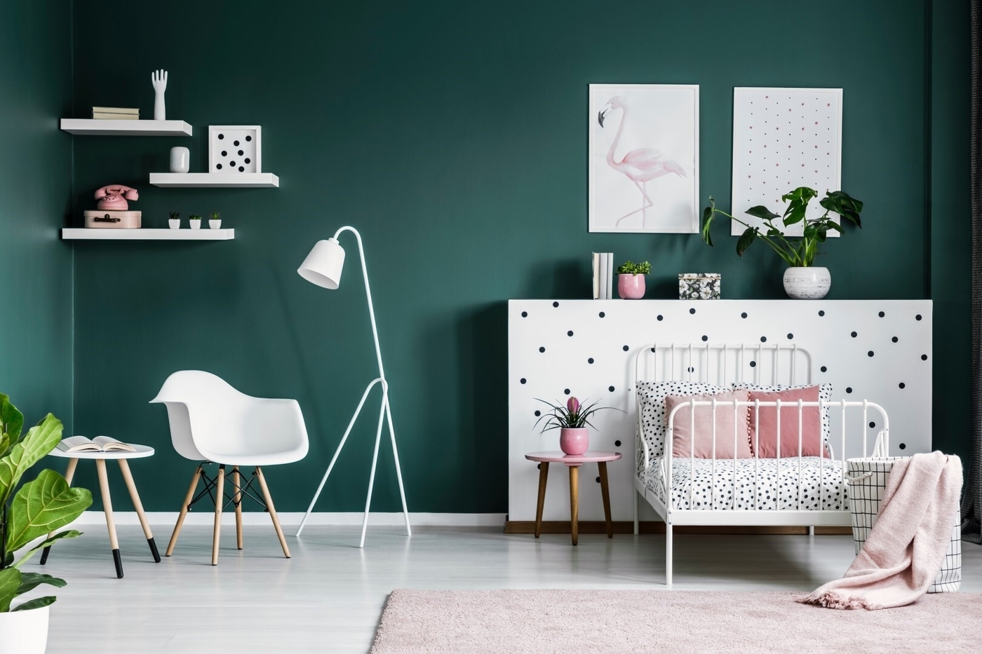 Colors that Go with Dark Green
