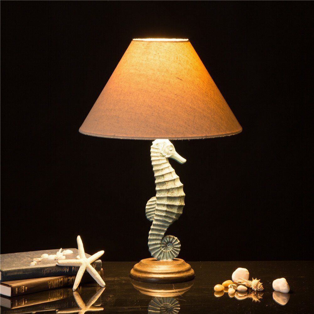 Detailed Seahorse Light